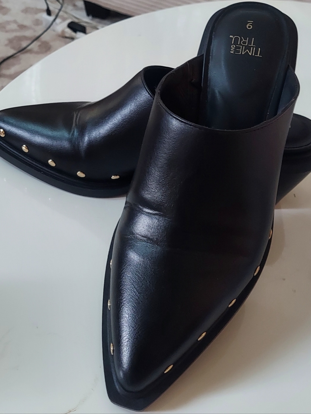TIME and TRUE  Pointed Black Leather Mule Slides with Gold Studs SZ 9